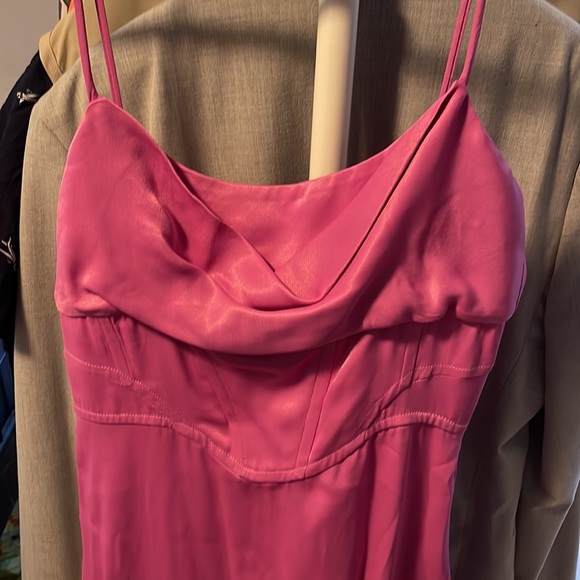 Zara pink fitted bust dress, size M. Never worn. - Picture 3 of 6